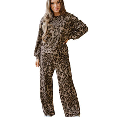 ZOLAA Wild Elegance Two-Piece Leopard Print Loungewear Set